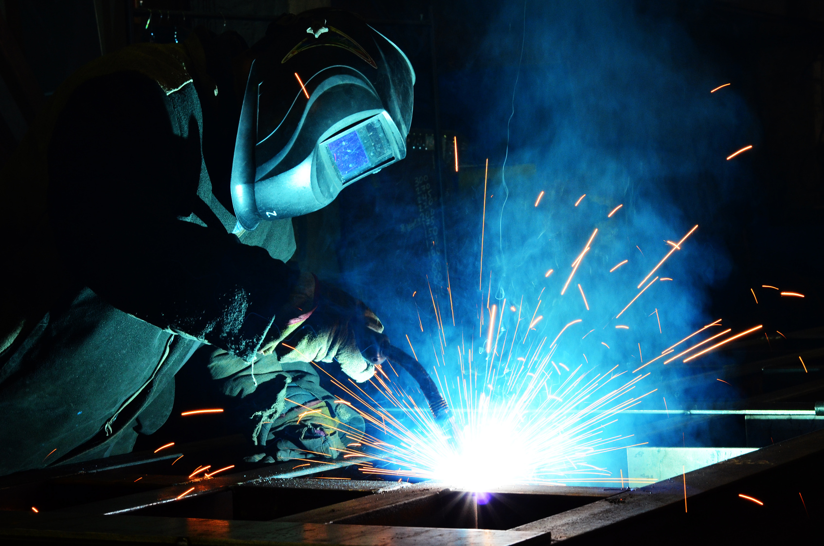 Person_Welding